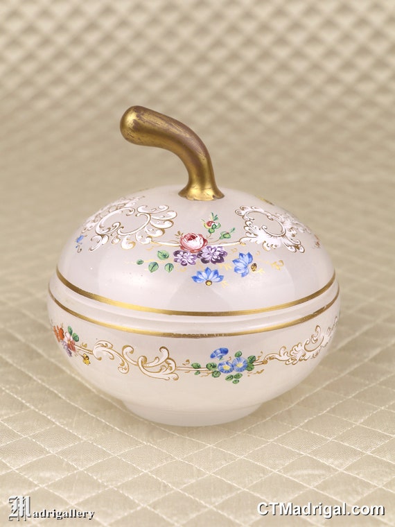 Murano Glass Box with Gilded & Painted Floral Design Murano Glass Box with Gilded & Painted Floral Design