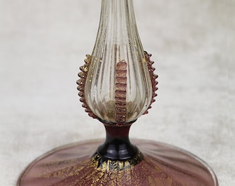 Oude Venetiaanse glazen kandelaar, Murano aventurijn kandelaarhouder, hoog amethistkleurig kunstglazen middenstuk, Salviati Soffiati Venini stijl