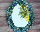 Caprichoso espejo de pared ovalado con marco joya, decoración de mariposa, espejo decorativo azul