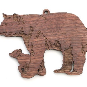 Schwarzer Bär Ornament - Löwen Tiger und entzückende Bären, oh mein! Schwarzer Bär mit Jungtier Holz Ornament - Critter Collection