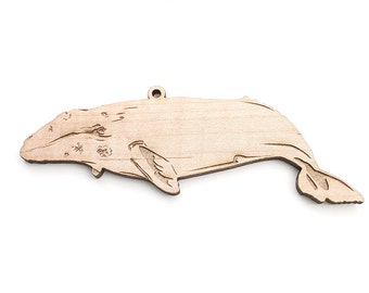 Adorno de ballena gris de Nestled Pines Carpintería hecha de madera dura de arce americano