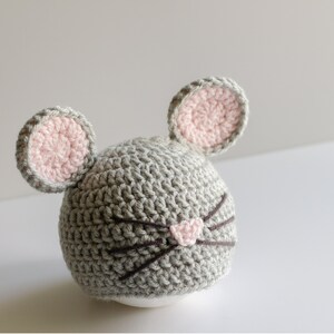 READY TO SHIP Crochet Gray Mouse Hat, Sizes 0-3 month to Toddler image 3