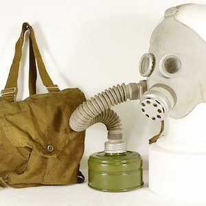 Gasmask breathplay - Etsy 日本