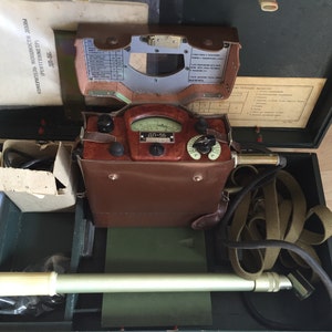 Military Geiger Counter Dosimeter DP-5A Soviet Russia with green box