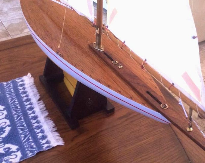 Antique Vintage Pond Yacht c.a. 1940 - 1950 Era, Lake of The Ozarks