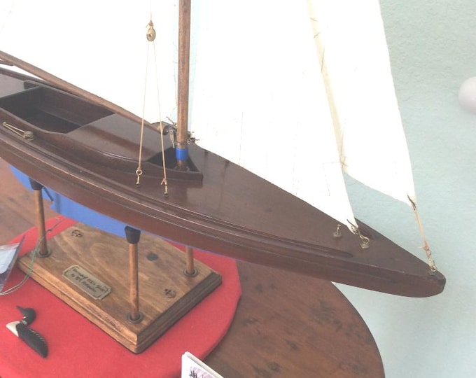 Authentic, 1930's Herreshoff Fishers Island Class 15 Pond Yacht "all Original" Very Rare.