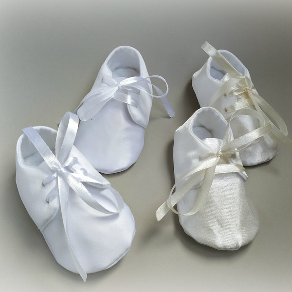 Baby boy christening outfit, baptism white or ivory shoes for boys, gift from godmother, baptism favors boys, handmade shoes for toddler