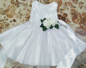 Flower girl dress white* Baby dress for first birthday// Birthday party// Special occasion outfit// Tea Party// Tulle tutu for photo shoot