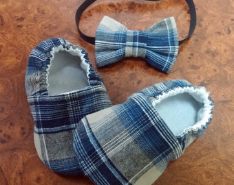 Cotton crib baby boy shoes and bow tie, Baby photo prop, House slippers cute, Blue plaid baby outfit, Shower gift 1st birthday boy outfit