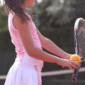 Girls white tennis skirt online