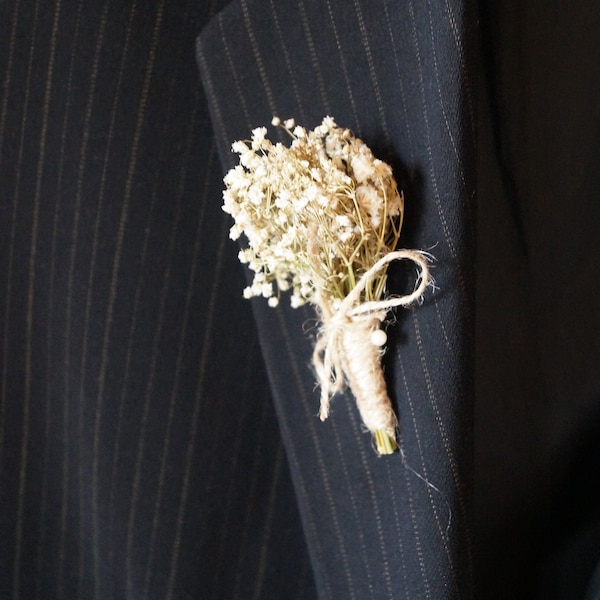 Dried gypsophilia White babys breath White boutonniere Rustic buttonhole Dried flower boutonniere Vintage wedding grooms/groomsmen accessory