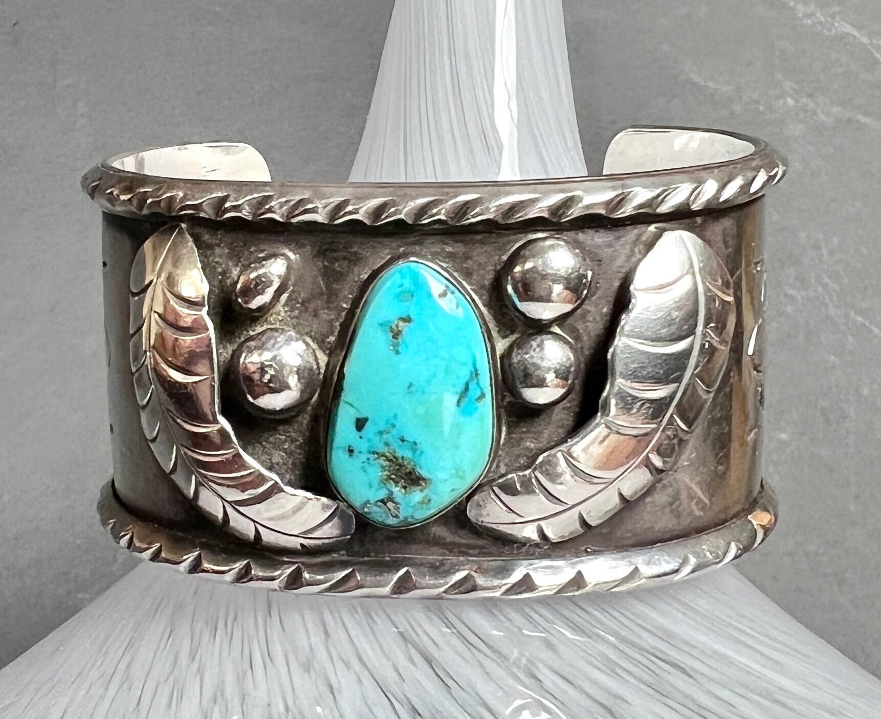 Important Vintage Native American Jewelry Navajo Agnes Platero Turquoise Sterling Silver Bracelet Important Vintage Native American Jewelry Navajo Agnes Platero Turquoise Sterling Silver Bracelet