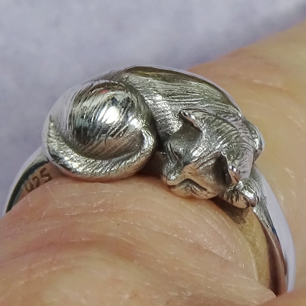 Curled Sleeping Cat Ring Sterling Silver, Cat Lover Gift for Her, Silver Sleeping Cat Ring, Handmade Silver Cat Ring, Silver Cat Jewelry