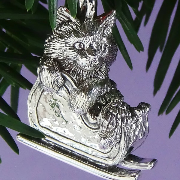 Maine Coon Kitten in Sleigh Silver Ornament, Sterling Silver Cat Ornament, Cat Lover Gift, Maine Coon Cat Christmas Ornament, Cat in Sleigh