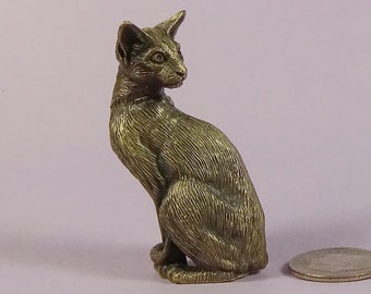 Siamese Sitting Cat Figurine Bronze,  Cat Lover Gift for Him or Her, House Warming Gift, Magestic Siamese Cat Sculpture, Bronze Cat Figurine