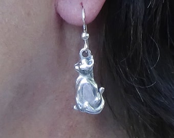 Kitty Silhouette Earrings Sterling Silver,Cat Lover Gift for Her,Cat of Mine Silver Cat Pierced Earrings,Sitting Kitten Dangle Earrings