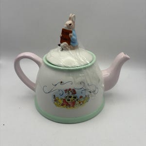 Vintage Beatrix Potter Peter Rabbit Tea Pot by Teleflora 2002 Ceramic Pink Green