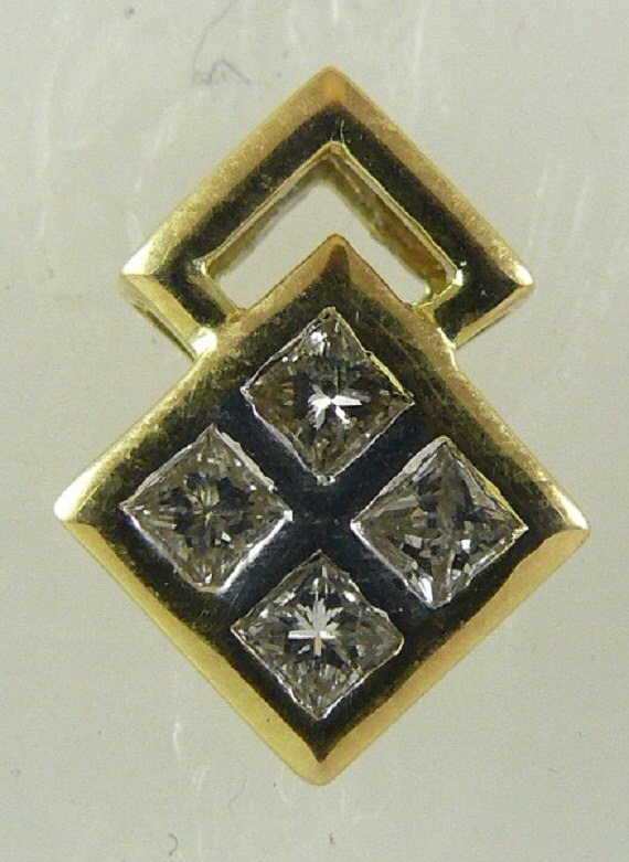 Diamond Pendant 0.20ct 14k Yellow Gold