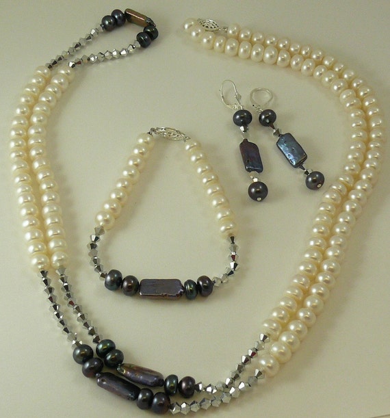 Freshwater Pearl Necklace, Earring and Bracelet and Crystal Set in Silver