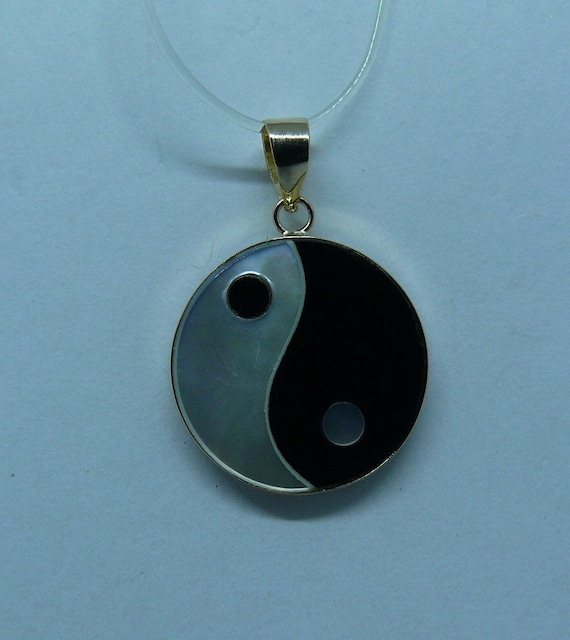 Black Onyx and Mother of Pearl Yin Yang Pendant 14k Yellow Gold