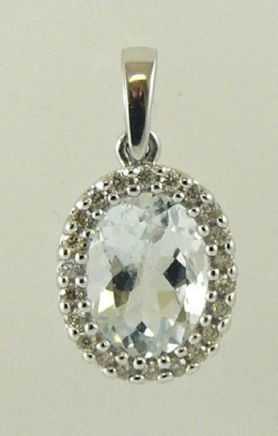 Aquamarine 1.10ct Pendant 14k White Gold and Diamonds 0.13ct