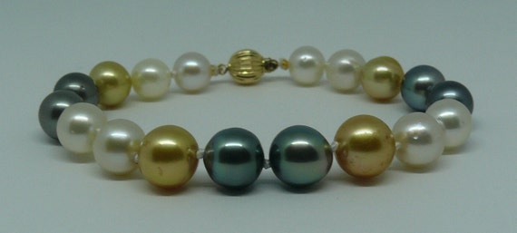 South Sea and Tahitian Multi-Color Pearl Bracelet 14K Yellow Gold Clasp 8"