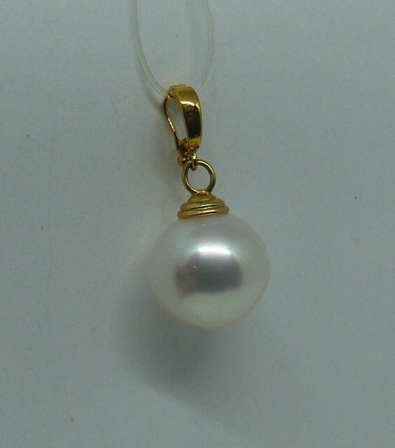 South Sea White Pearl 13.4 mm x 13.2 mm Pendant 14k Yellow Gold Enhancer