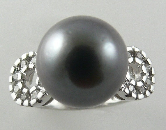 Tahitian Black 12mm Pearl Ring 14K White Gold with Diamonds