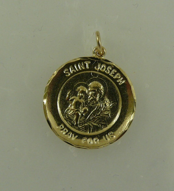 Saint Joseph 14k Yellow Gold Pendant