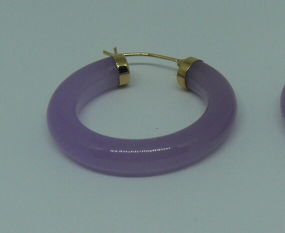 Lavender Jade 4.8 x 30.0 mm Hoop Earrings 14k Yellow Gold