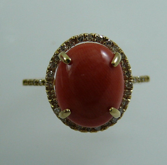 Coral 11.0 x 9.0 mm Ring 14k Yellow Gold and Diamonds 0.20ct