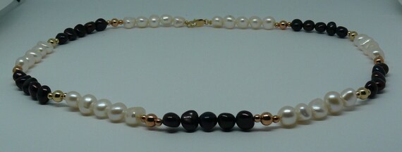 Freshwater 6-7mm Flat Pearl Necklace 14k Gold Filled beads and Lobster Lock