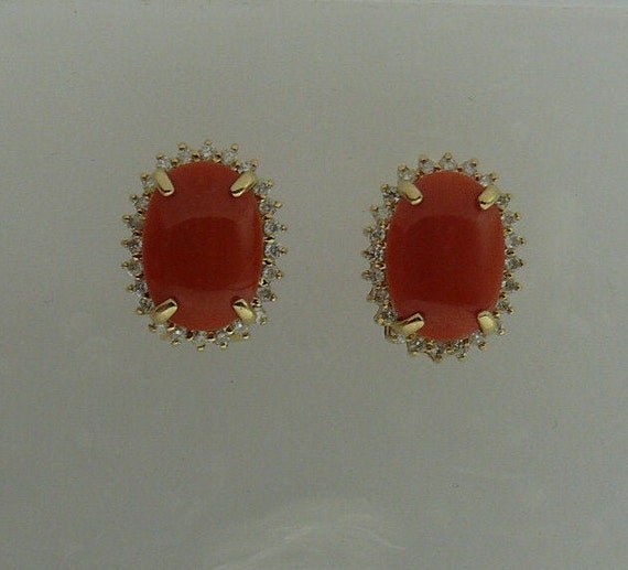Coral 14.0 x 9.9 mm Earring 14k Yellow Gold and Diamonds 0.68ct