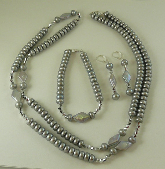 Freshwater Gray Pearl Necklace, Earring and Bracelet with Crystal Set in Silver