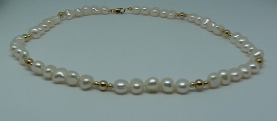 Freshwater 6-7mm Flat Pearl Necklace 14k Gold Filled Beads and Lobster Lock