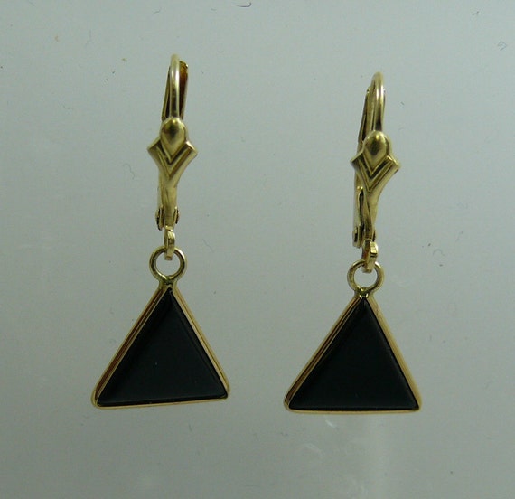 Black Onyx Earring 14k Yellow Gold Lever Backs