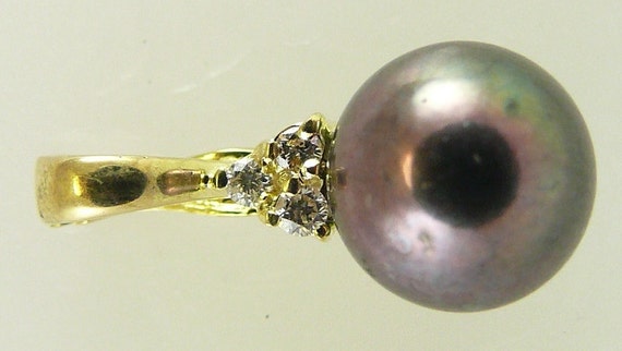 Freshwater Black 8.6 mm Pearl Pendant 14k Yellow Gold and Diamonds 0.06ct