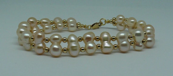 Freshwater Light Peach Pearl Bracelet 14k Yellow Gold-Filled Beads & Clasp