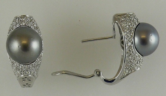 Tahitian Black 10.8mm Pearl Earring with Diamonds 1.39ct 18k White Gold