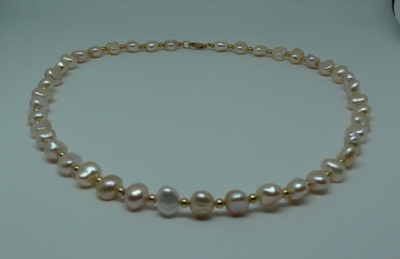 Freshwater 6-7mm Flat Pearl Necklace 14k Gold Filled beads and Lobster Lock