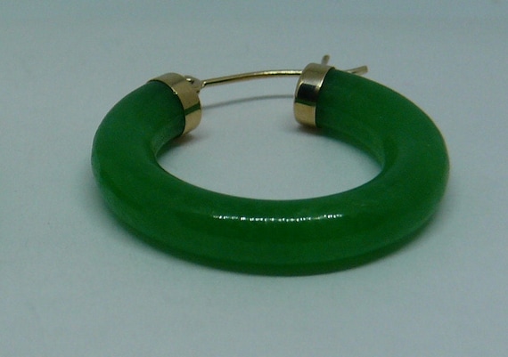 Green Jade 4.4 mm x 25.0 mm Hoop Earrings 14k Yellow Gold