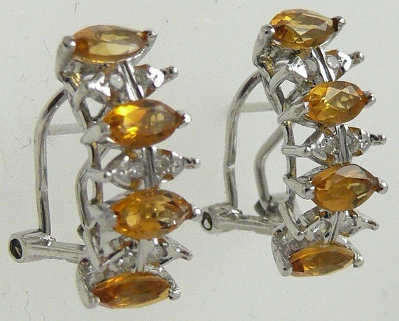 Citrine Earring 2ct 14k White Gold with Diamonds 0.13ct