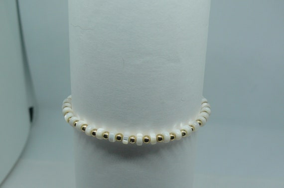 Mother of Pearl with 14k Yellow Gold Filled Beads Bracelet 7"