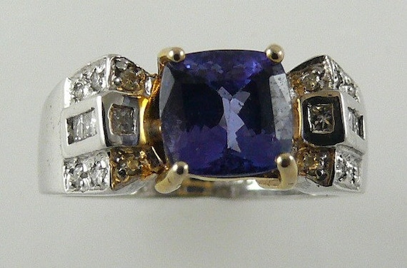 Tanzanite 1.81ct Ring 18k White & Yellow Gold with Diamonds