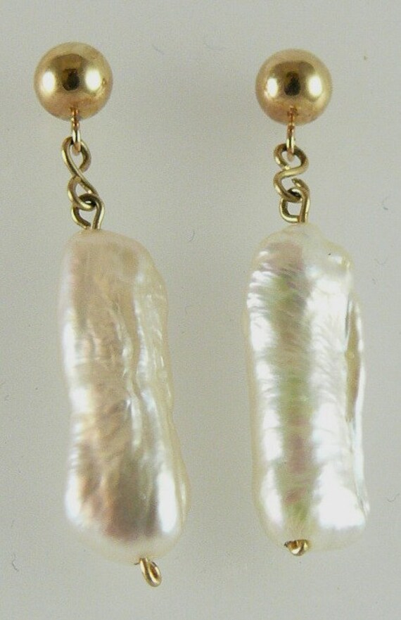 Freshwater White Pearl Earring 7.3mm x 19.5mm 14k Yellow Gold
