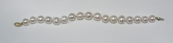 Freshwater White Pearl Bracelet 14k Yellow Gold Clasp 7 3/4 Inches Long