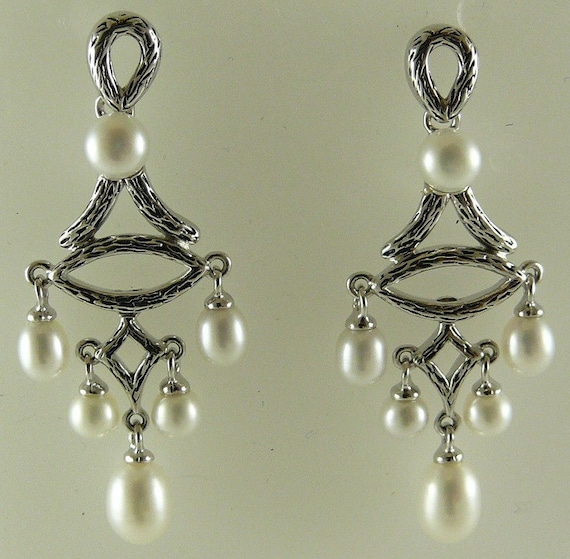 Freshwater White Pearl Dangle Earring with Sterling Sliver Setting