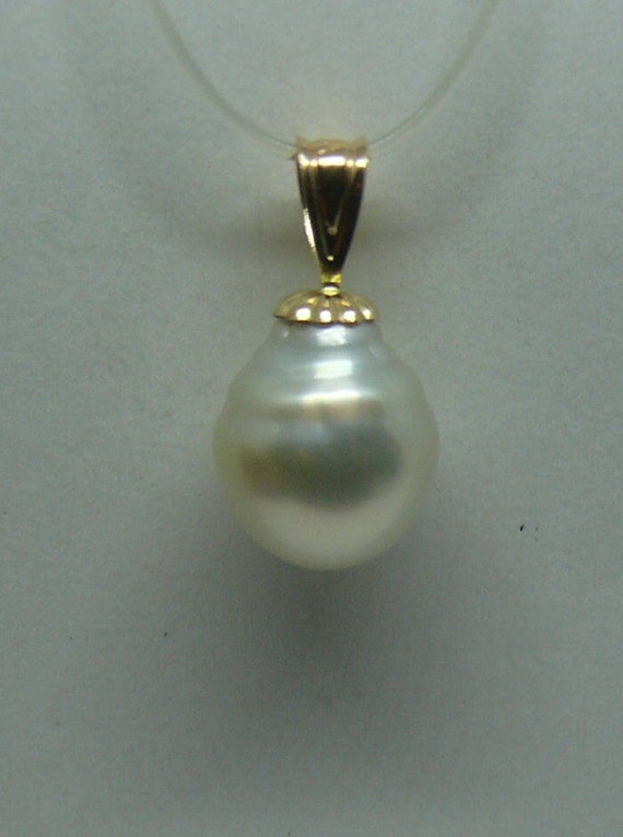 South Sea White Pearl 9.7 mm x 11.2 mm Pendant 14k Yellow Gold