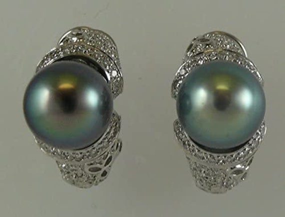 Tahitian Black 10.7mm Pearl Earring 18K White Gold & Diamonds 0.80ct