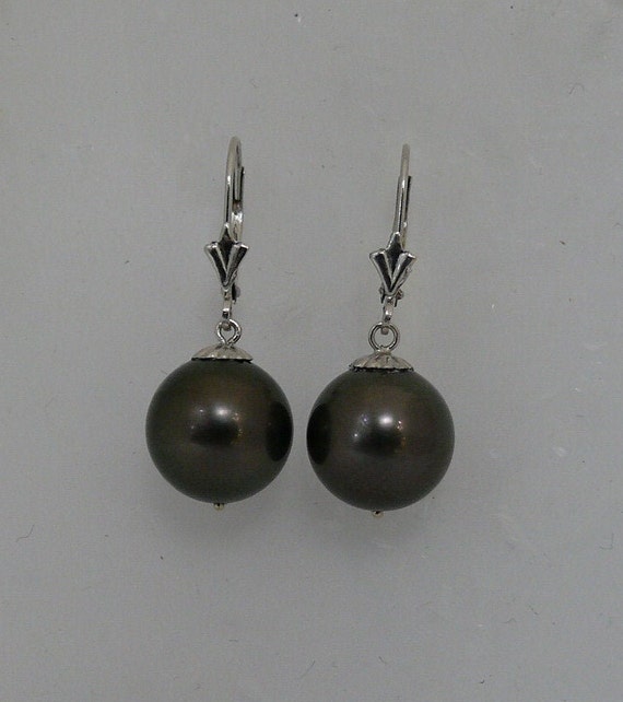 Tahitian Black Round 11.5 mm Pearl Earring 14K White Gold Lever Back